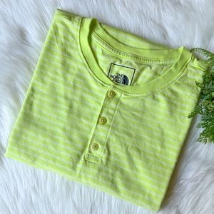 The North Face Men's Button Henley Shirt Small Lime Green Short Sleeve Stripe